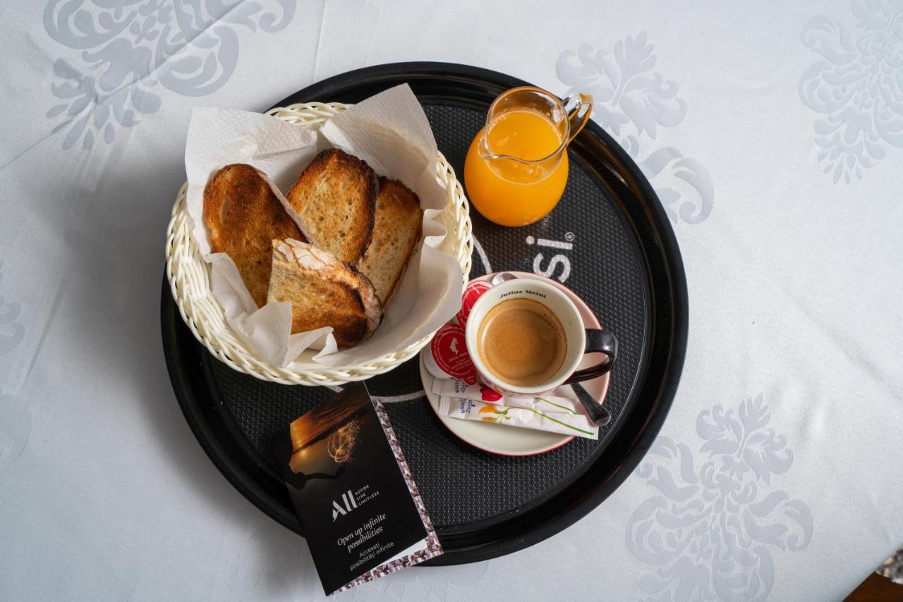 Mercure Medias Binderbubi Hotel And Spa Ngoại thất bức ảnh