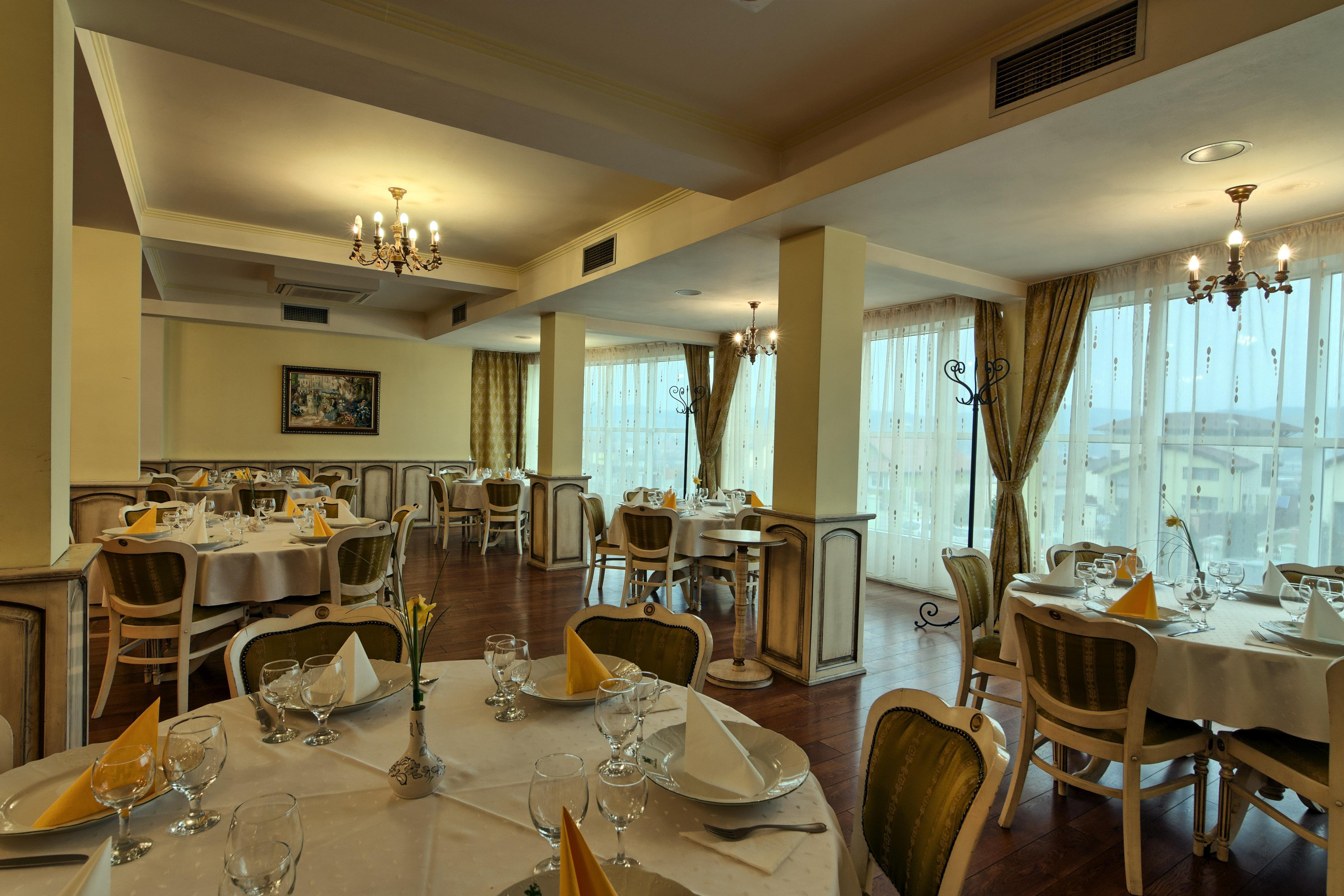 Mercure Medias Binderbubi Hotel And Spa Ngoại thất bức ảnh